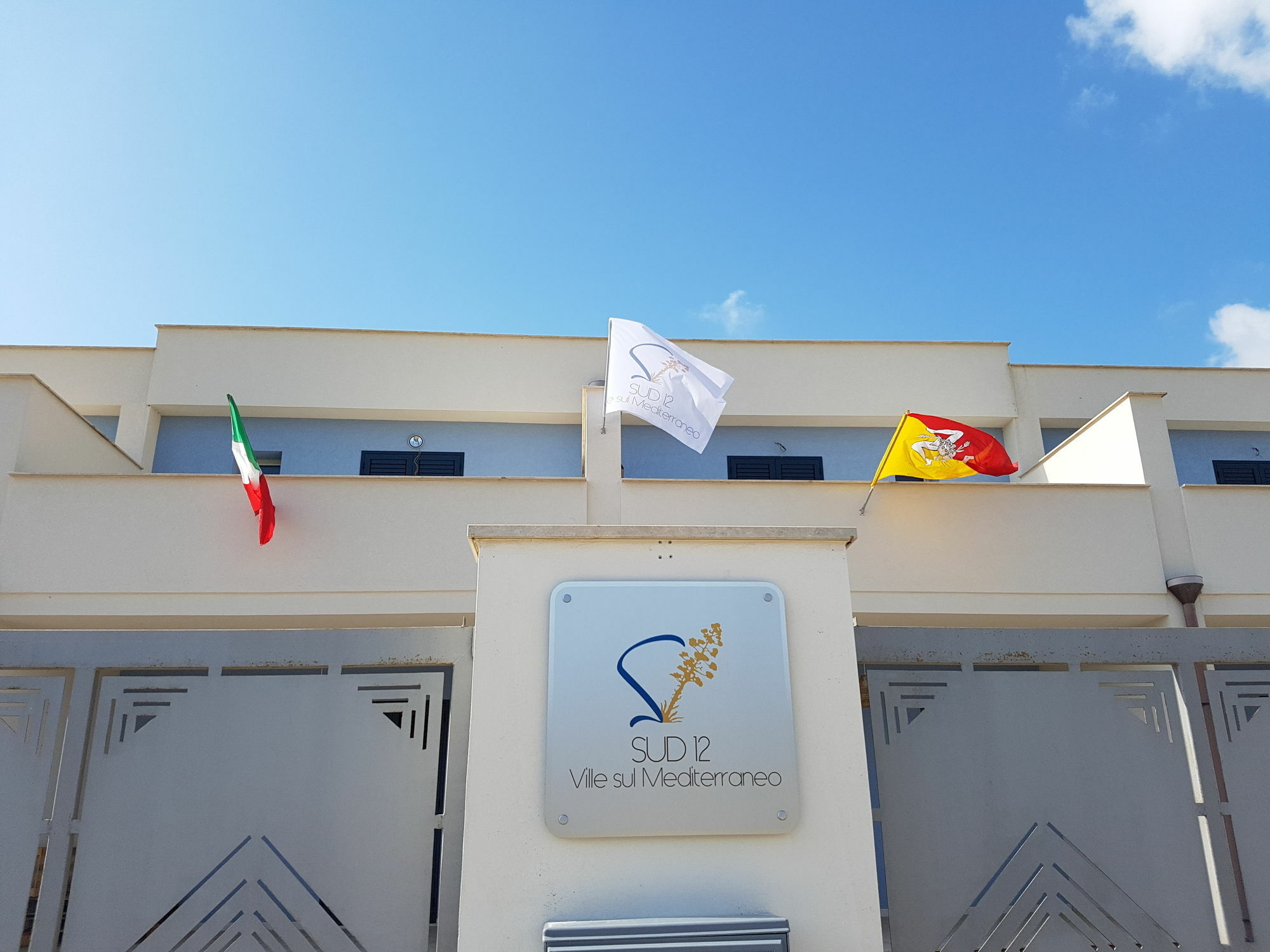 Sud 12 - Ville Sul Mediterraneo Apart Hotel มาซารา เดล วัลโล ภายนอก รูปภาพ